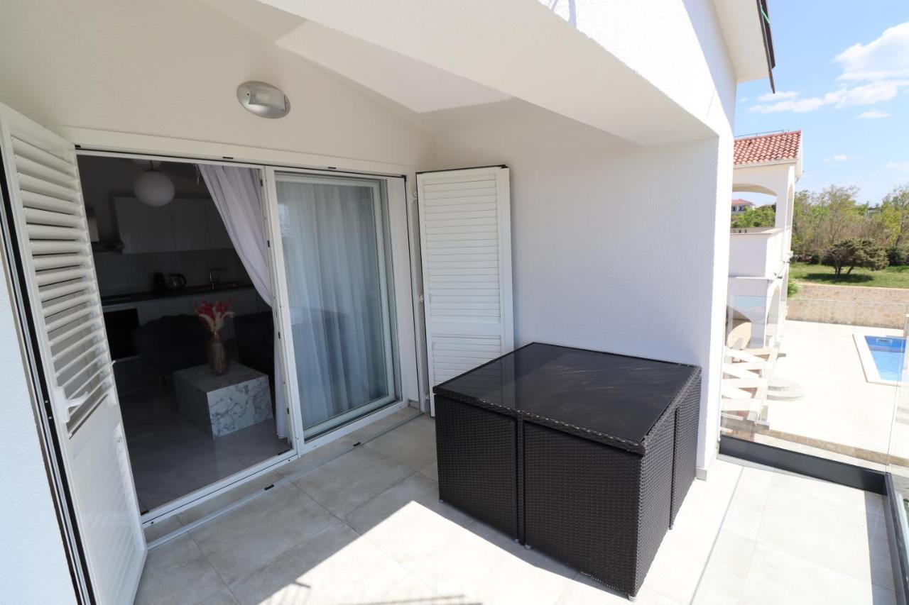 Vrsi Apartments Exterior photo